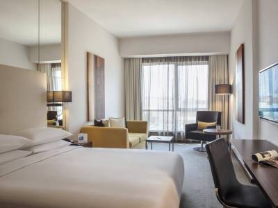 Hotel Centro Shaheen By Rotana 4*